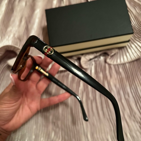 COPY - Gucci Women's Eyeglasses - Picture 9 of 14